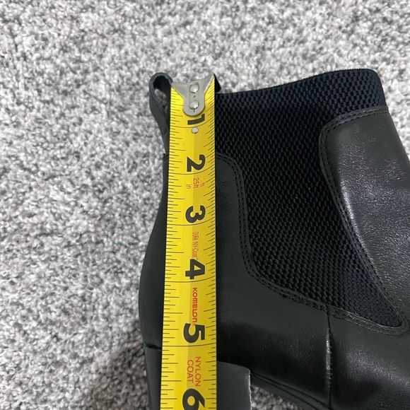 Born Black Genuine Leather Donella Chelsea Boots Block Heel Women’s Size US 9 - Picture 8 of 10